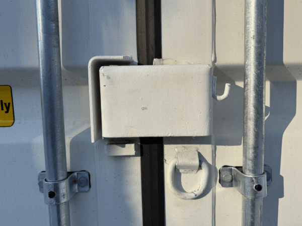 24 x 8 x 9.5 High Cube new shipping storage container - Image 4