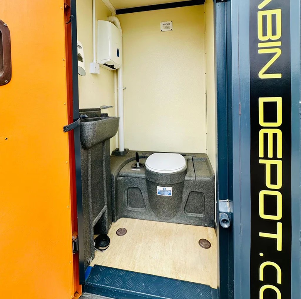 Groundhog Eco Towable Mobile Welfare Shipping Container - Image 5