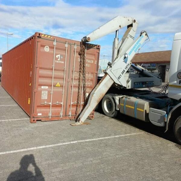 40ft shipping containers (Refurbish) - Image 3